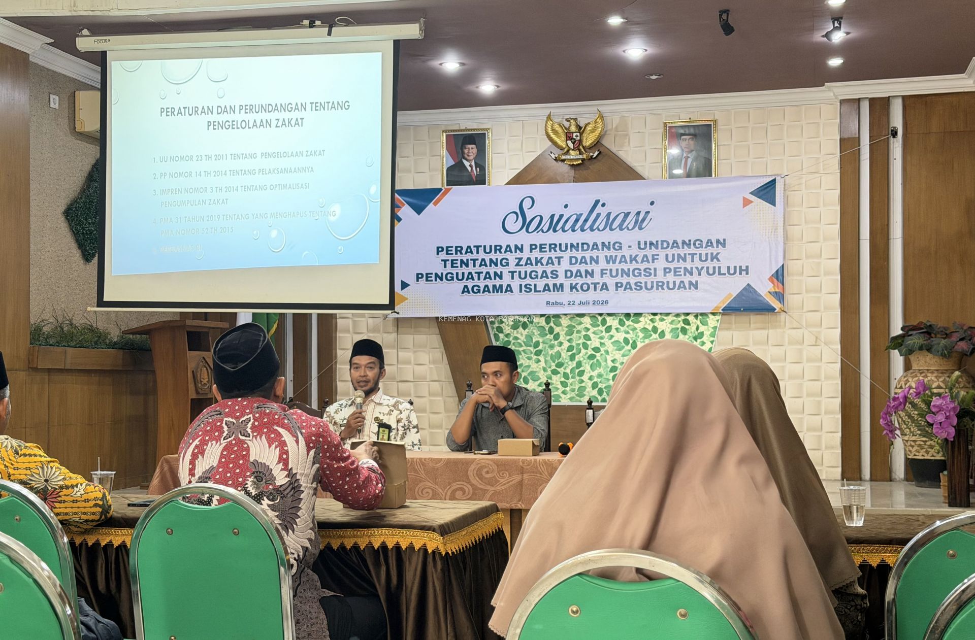 Perkuat Kompetensi Penyuluh, Kemenag Kota Pasuruan Gelar Sosialisasi Regulasi Zakat dan Wakaf