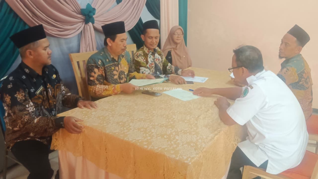 Komitmen Amankan Aset Umat: Kemenag Kota Pasuruan Kembali Terbitkan Sertifikat Wakaf Masjid Syamsud Dhuha Kebonsari 