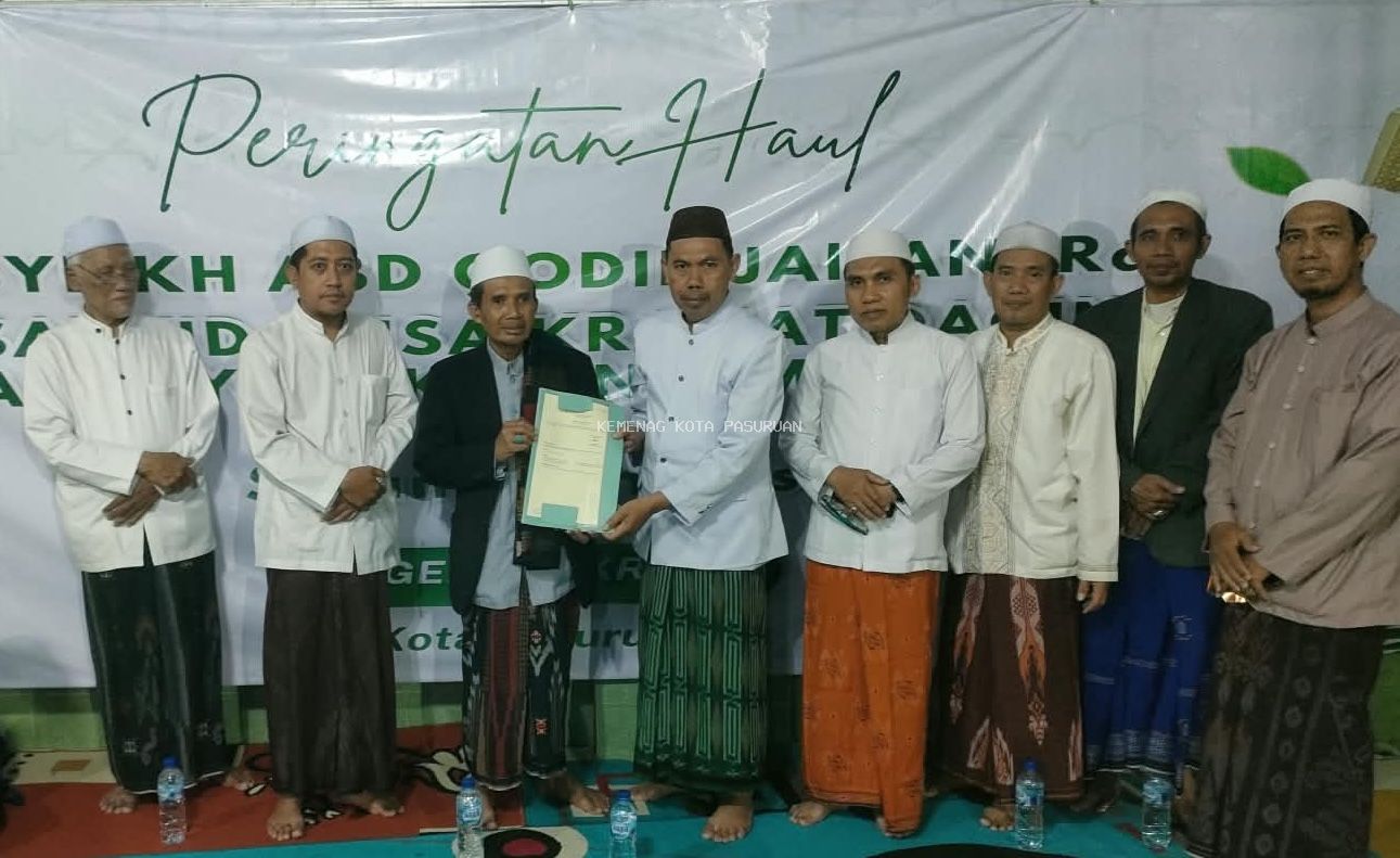 Jejak Sejarah Dijaga, Sertifikat Wakaf Makam Mbah Dacin Resmi Diserahkan